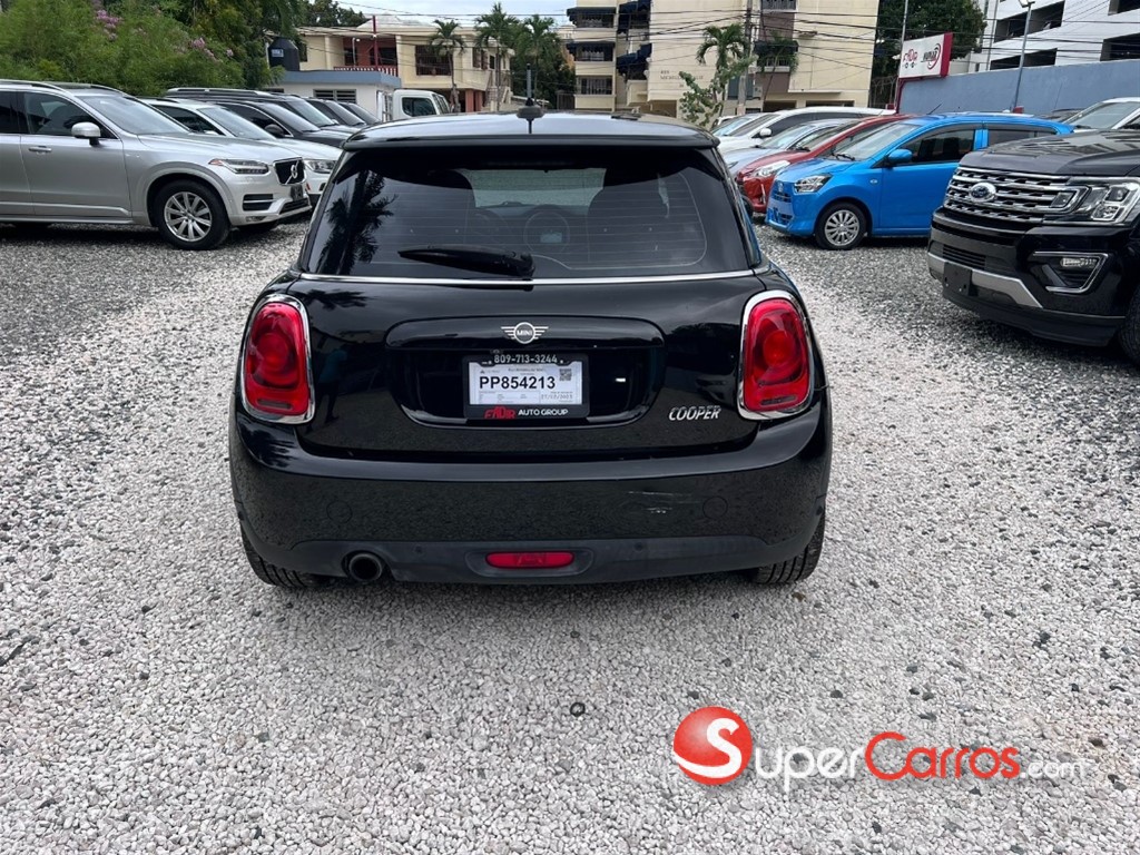 2019 Mini Cooper — foto 6 / 9