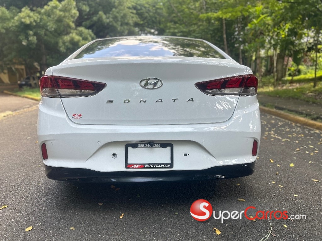 2020 Hyundai Sonata New Rise — foto 8 / 10