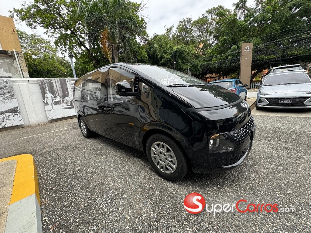 2026 Hyundai Staria — foto 2 / 12