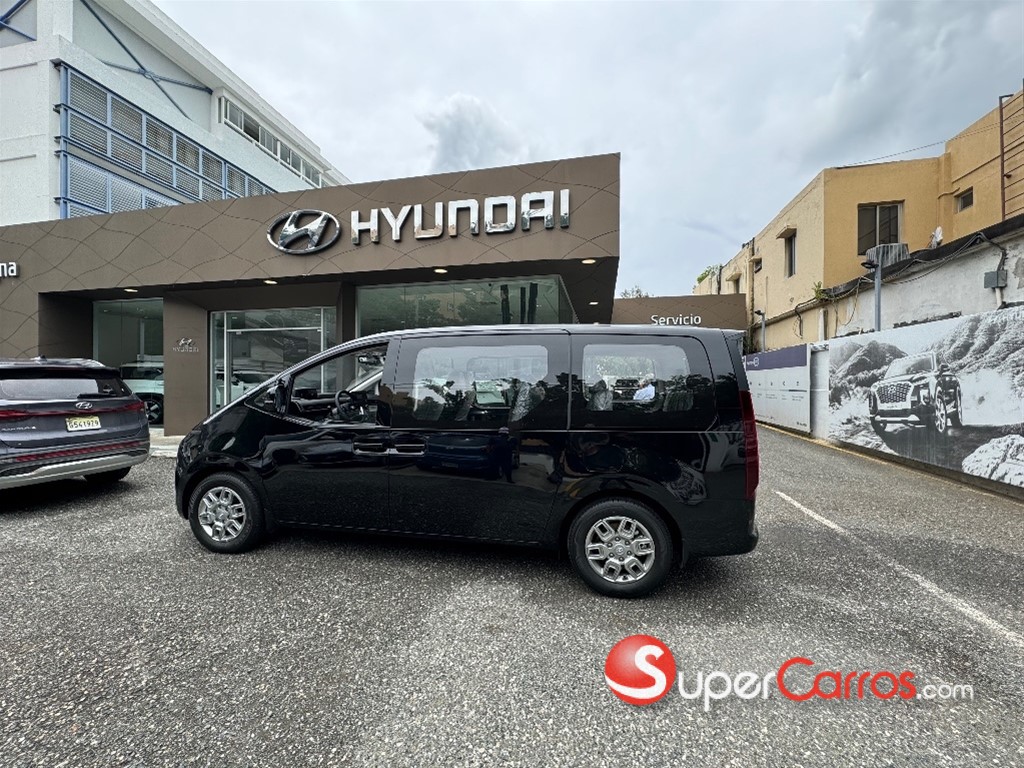 2026 Hyundai Staria — foto 12 / 12
