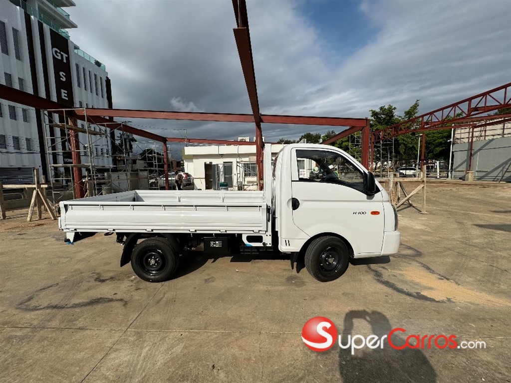 2026 Hyundai H-100 Camion — foto 3 / 9
