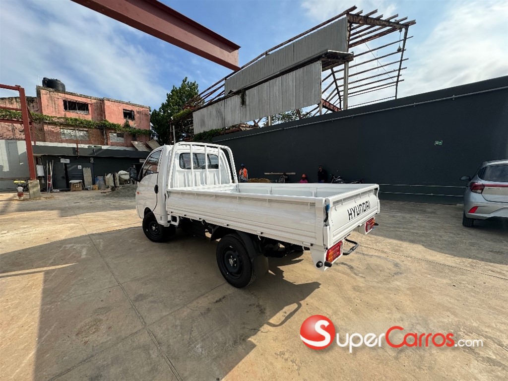 2026 Hyundai H-100 Camion — foto 4 / 9