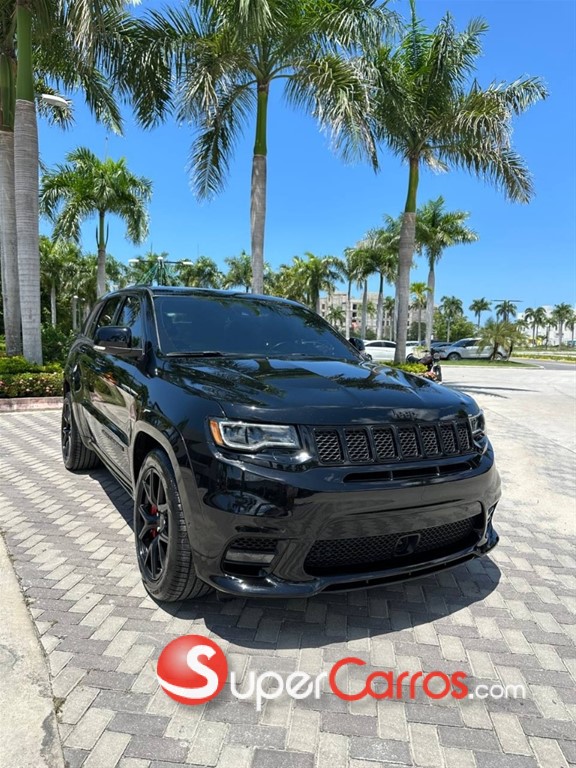 2021 Jeep Grand Cherokee SRT8 — foto 3 / 10