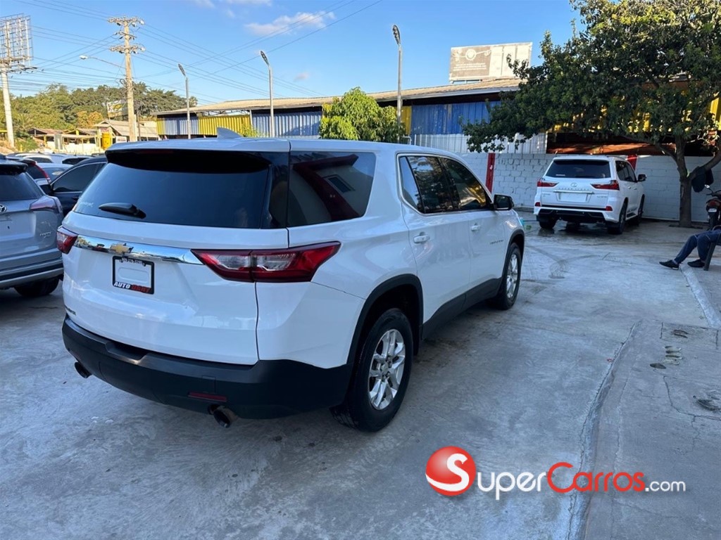 2018 Chevrolet Traverse LS — foto 4 / 12