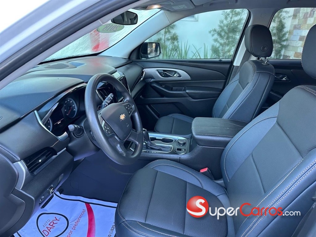 2018 Chevrolet Traverse LS — foto 8 / 12