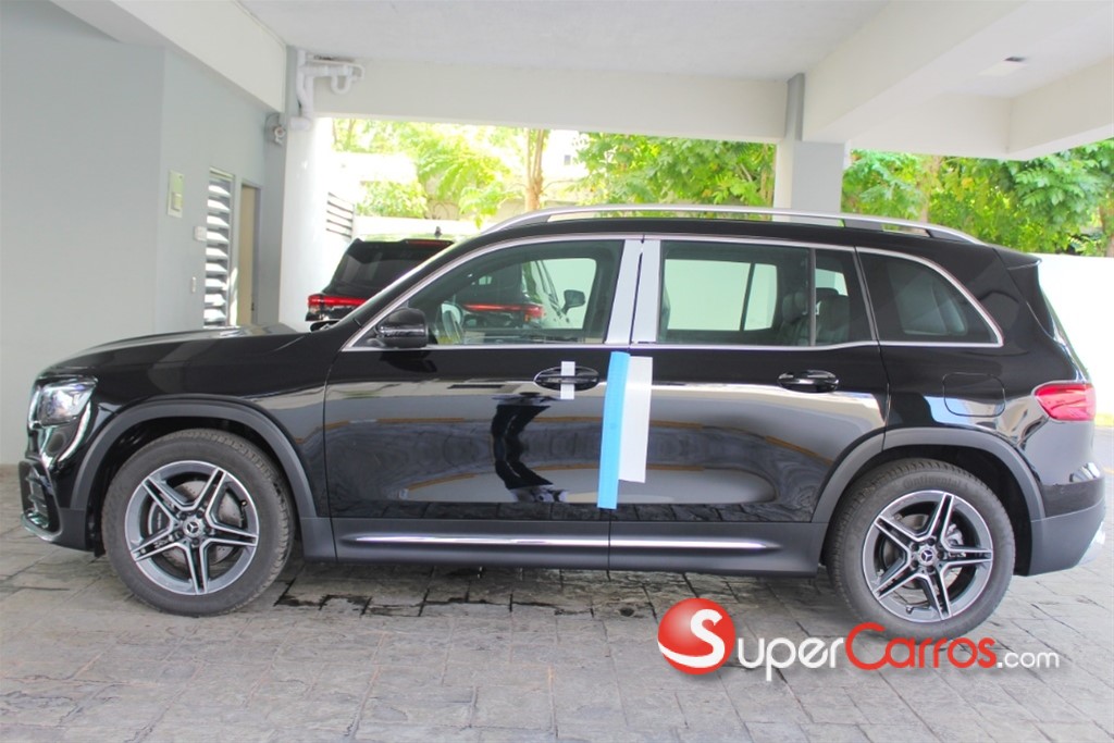 2026 Mercedes-Benz Clase GLB 200 AMG — foto 4 / 10