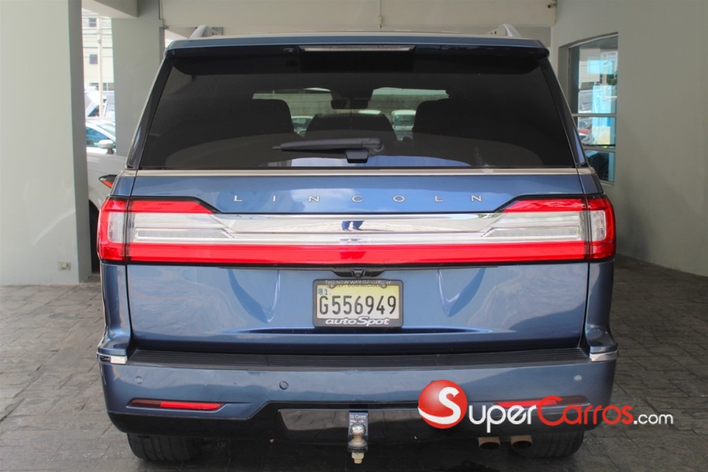 2020 Lincoln Navigator — foto 3 / 12