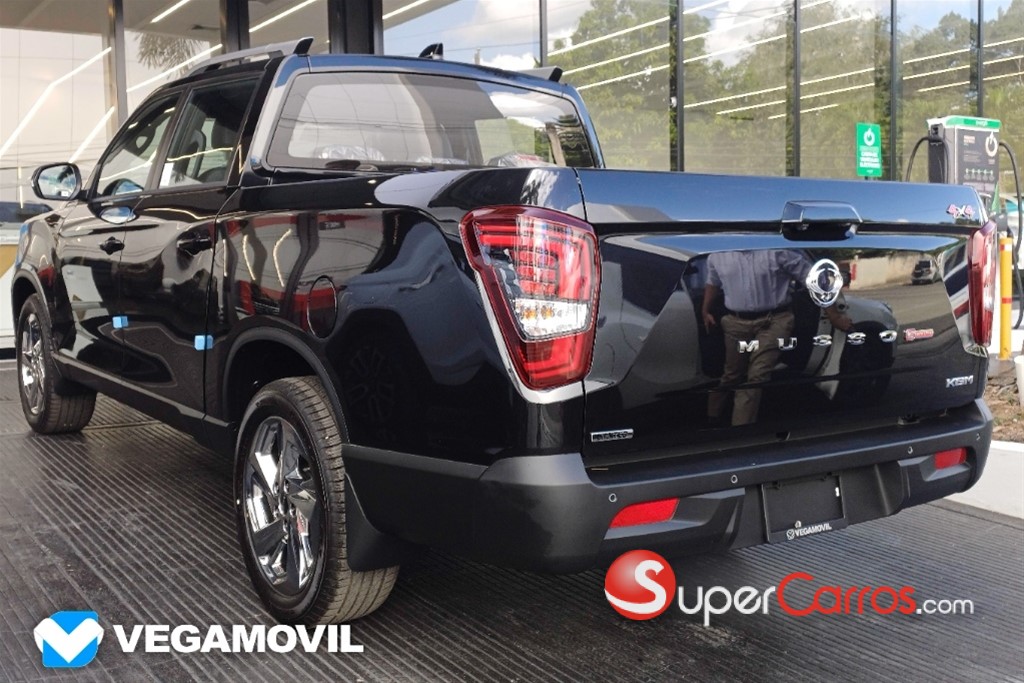 2026 KGM Musso Grand LIMITED — foto 4 / 12