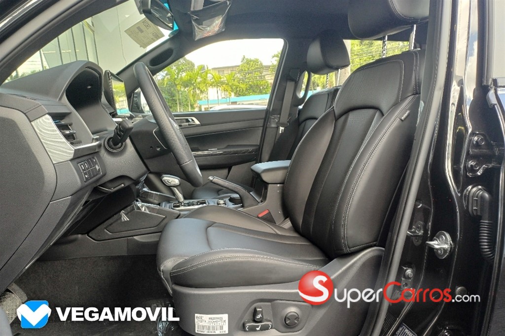 2026 KGM Musso Grand LIMITED — foto 7 / 12