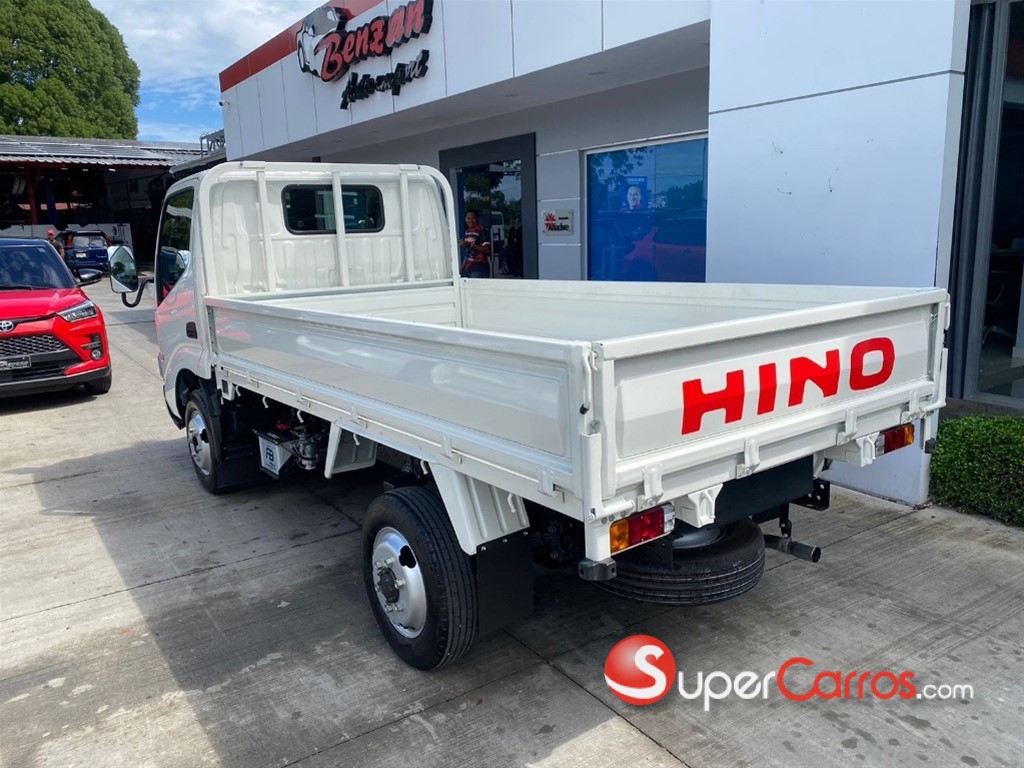 2024 Hino 200 — foto 3 / 7
