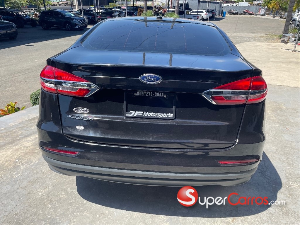 2019 Ford Fusion SE — foto 3 / 10