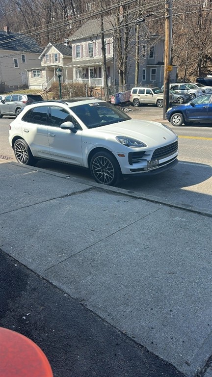 2021 Porsche Macan S