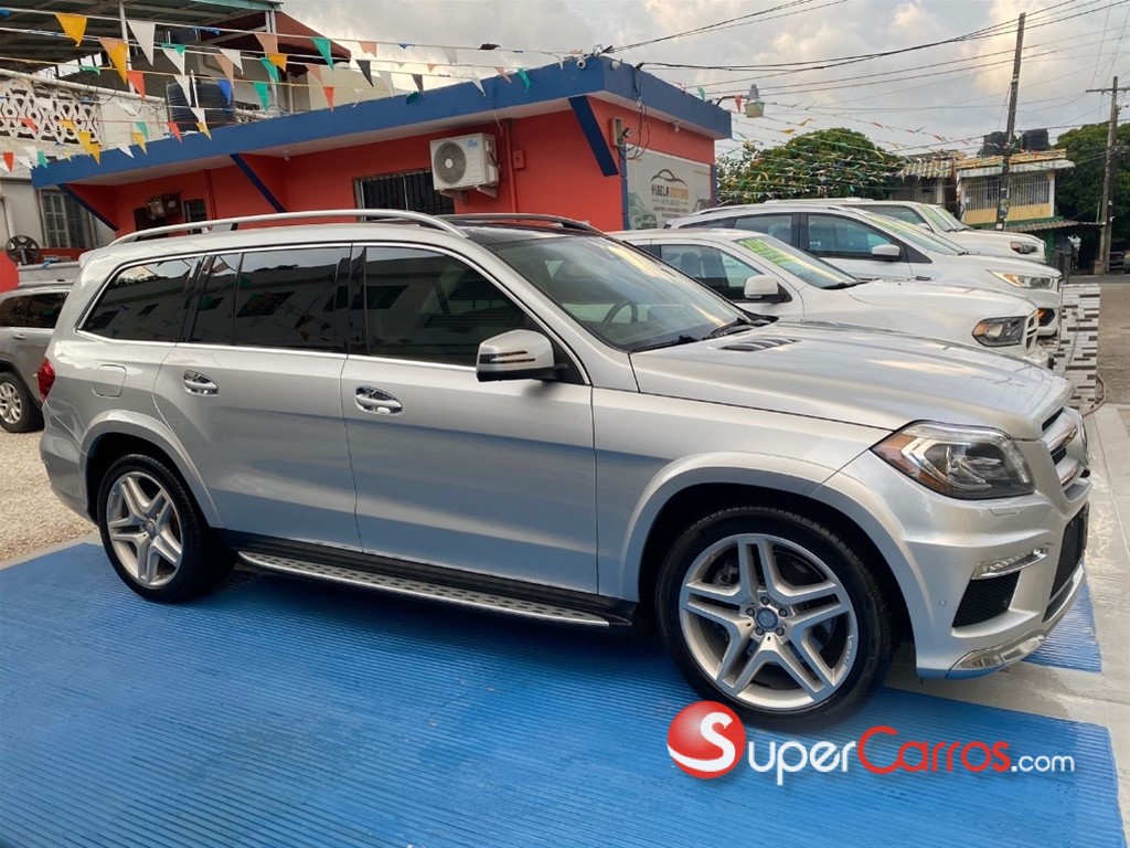 2016 Mercedes-Benz Clase GL 550 — foto 2 / 12
