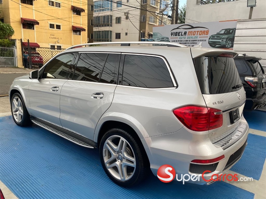 2016 Mercedes-Benz Clase GL 550 — foto 4 / 12