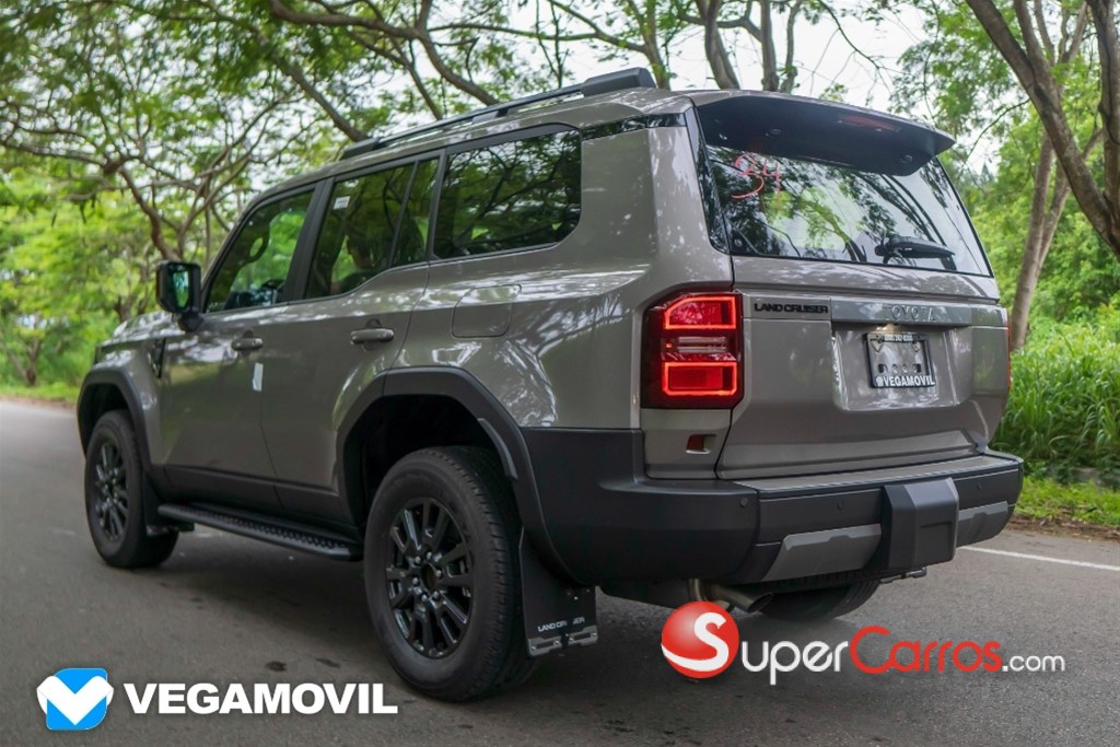 2026 Toyota Land Cruiser Prado All Rounder — foto 4 / 9