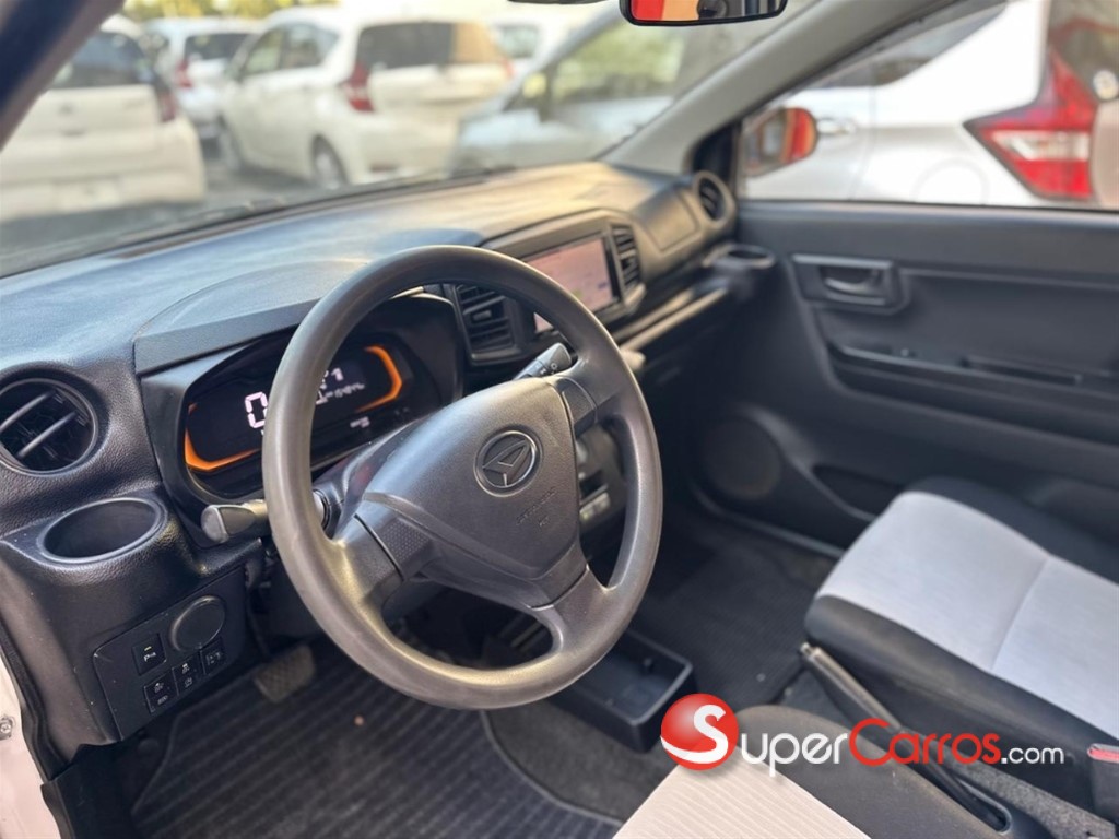 2018 Daihatsu Mira — foto 4 / 5