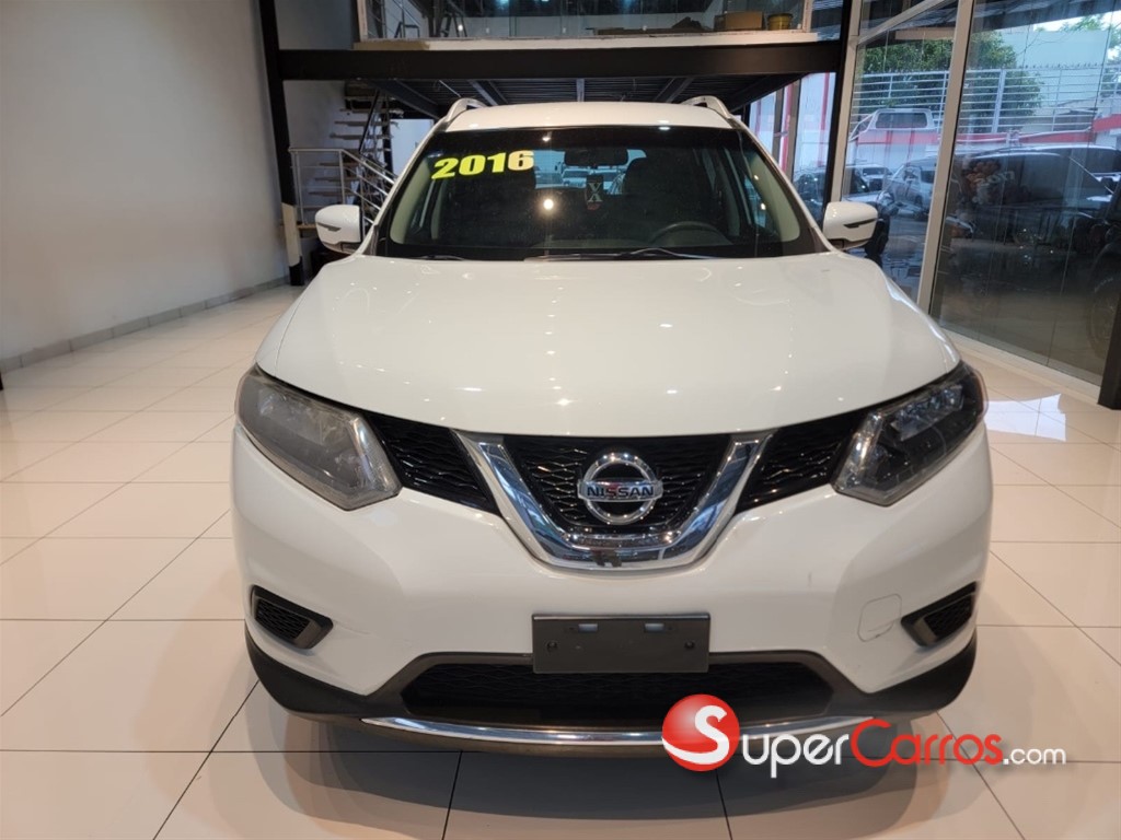 2016 Nissan Rogue SV — foto 2 / 12