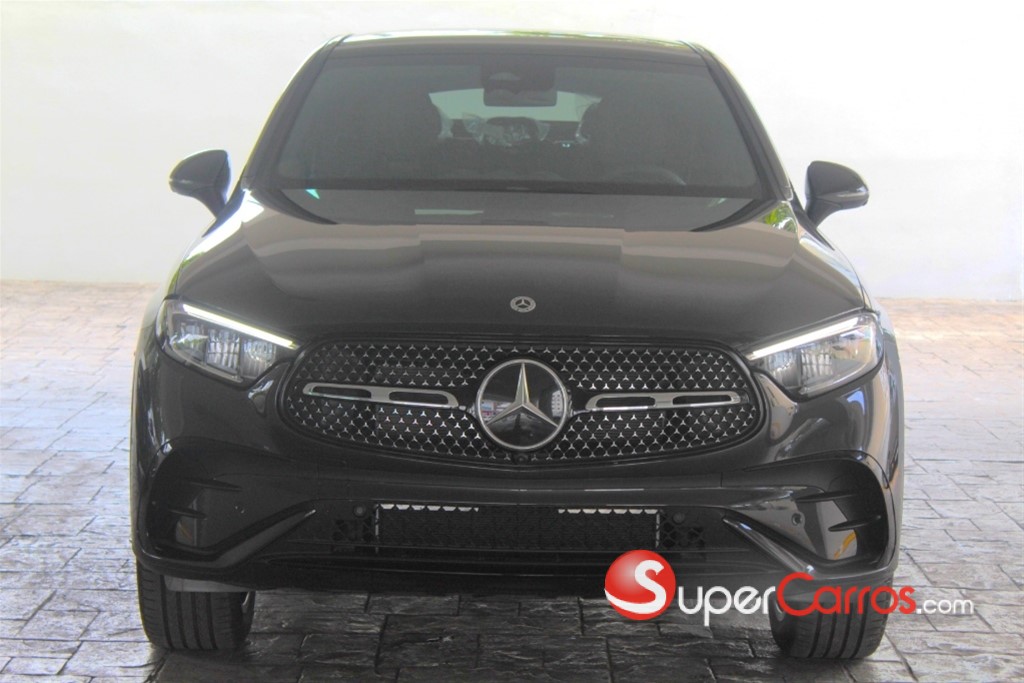 2026 Mercedes-Benz Clase GLC 300 Coupe AMG — foto 2 / 11