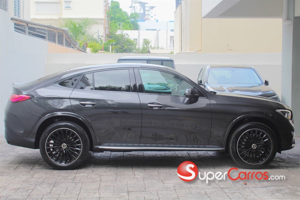 2026 Mercedes-Benz Clase GLC 300 Coupe AMG — foto 4 / 11