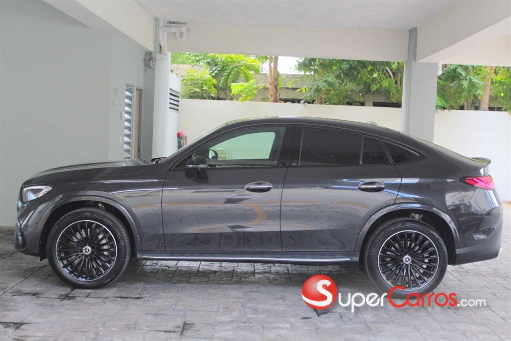 2026 Mercedes-Benz Clase GLC 300 Coupe AMG — foto 5 / 11