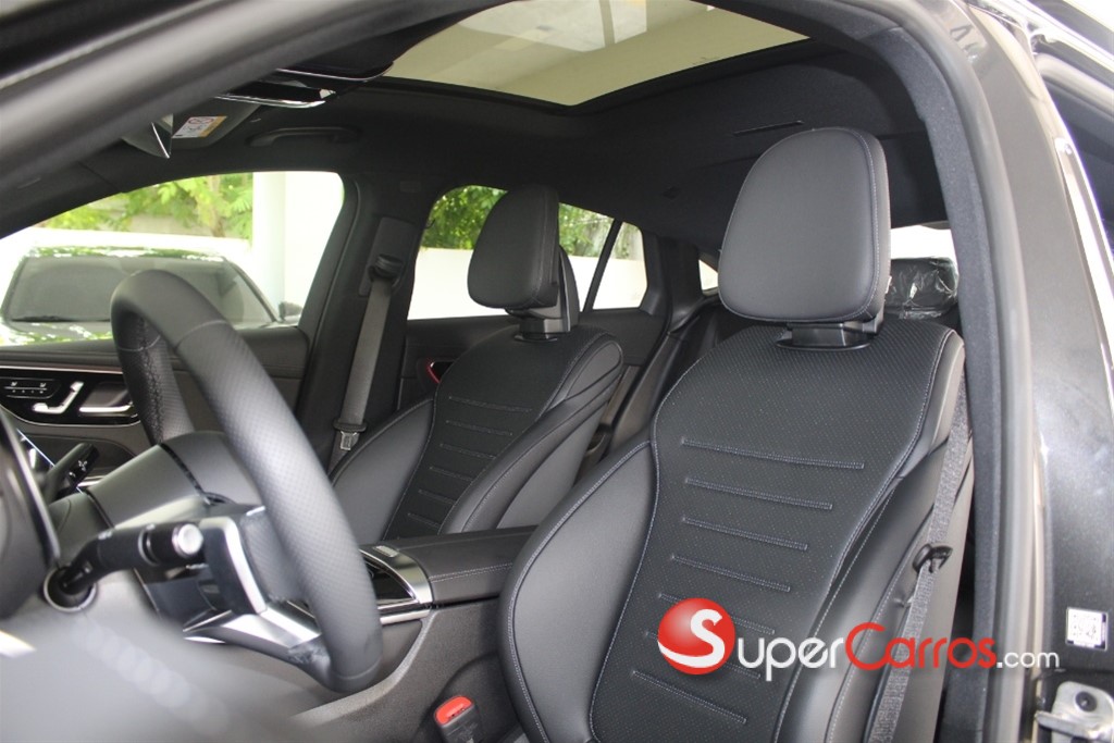 2026 Mercedes-Benz Clase GLC 300 Coupe AMG — foto 7 / 11