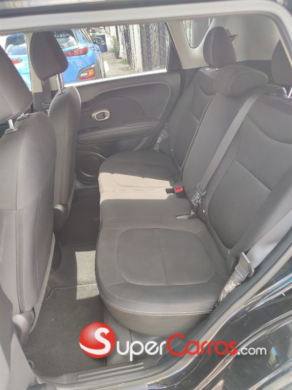 2019 Kia Soul — foto 10 / 12
