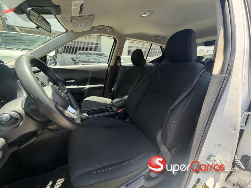 2021 Nissan Kicks SV — foto 5 / 10