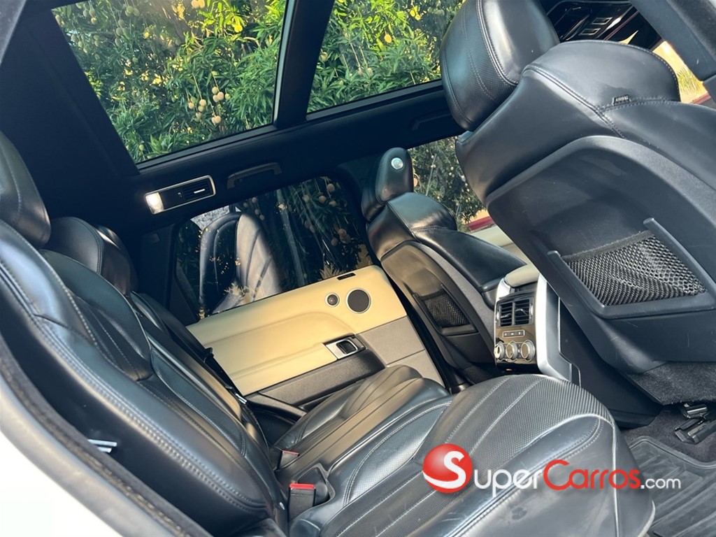 2016 Land Rover Range Rover Sport HSE — foto 10 / 12