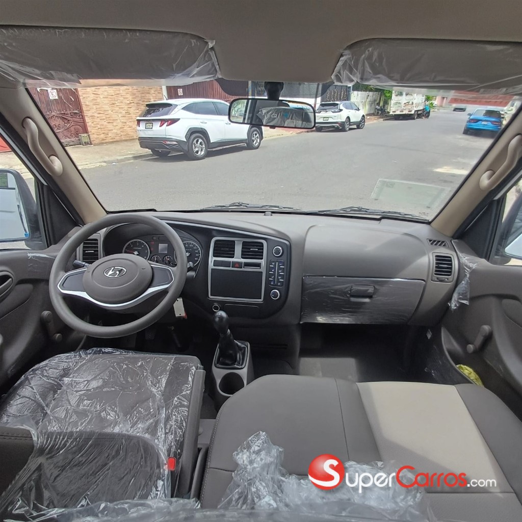 2024 Hyundai H-100 — foto 8 / 9