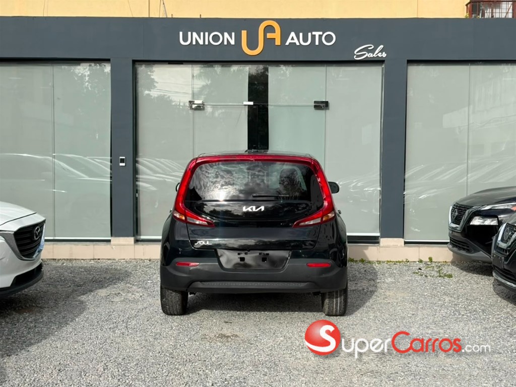 2022 Kia Soul — foto 9 / 10