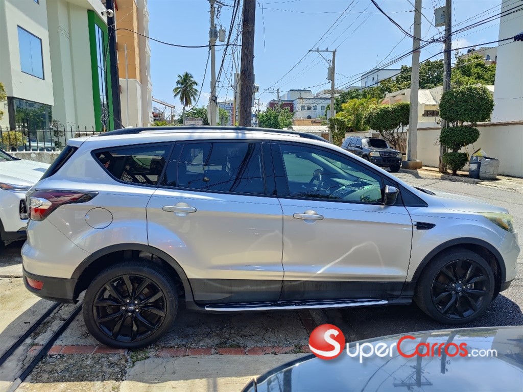 2017 Ford Escape SE Ecoboost — foto 6 / 6