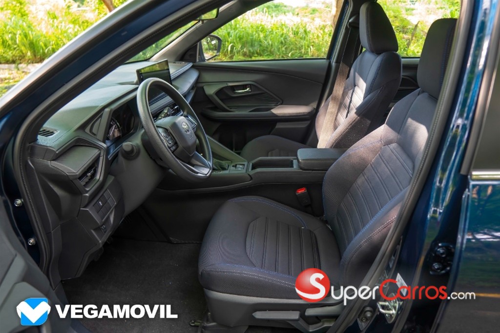 2026 Toyota Yaris Cross Full — foto 8 / 12