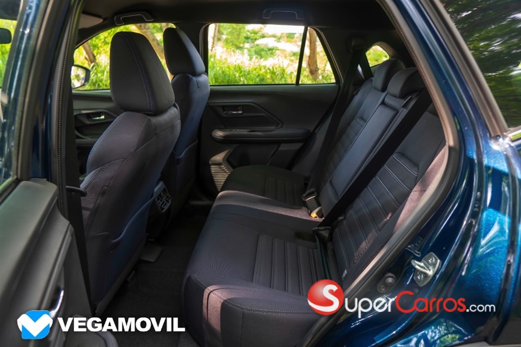 2026 Toyota Yaris Cross Full — foto 9 / 12