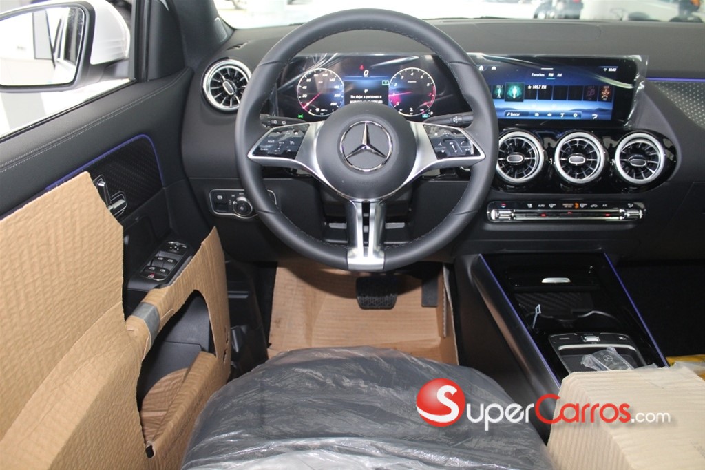 2026 Mercedes-Benz Clase GLA 200 — foto 9 / 11