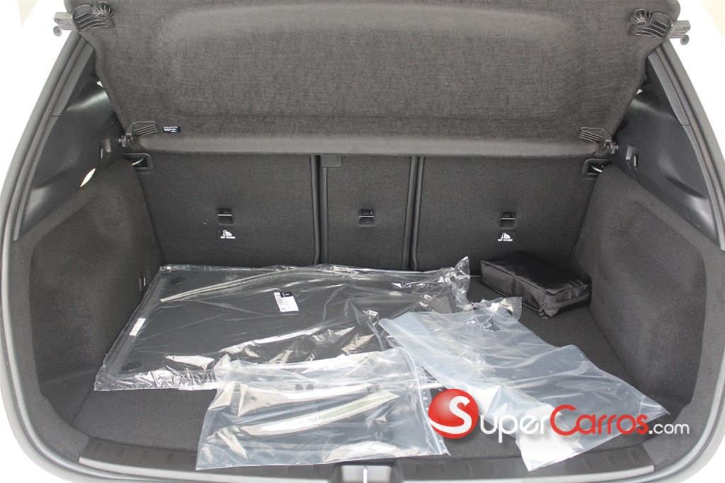 2026 Mercedes-Benz Clase GLA 200 — foto 10 / 11