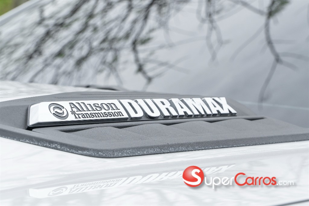 2024 Chevrolet Silverado 2500HD High Country — foto 6 / 12