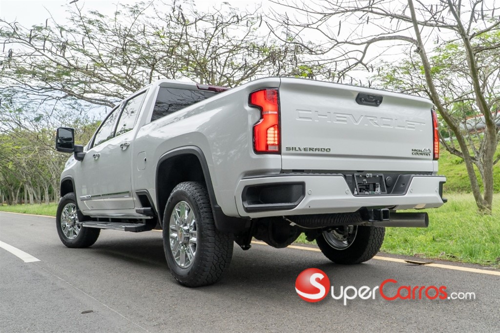 2024 Chevrolet Silverado 2500HD High Country — foto 7 / 12