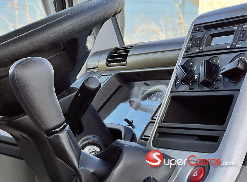2026 Mitsubishi Motors Canter Cama 12 Pies — foto 8 / 8