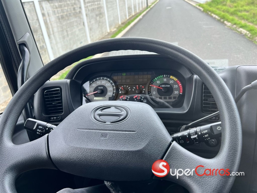 2024 Hino 700 — foto 4 / 12