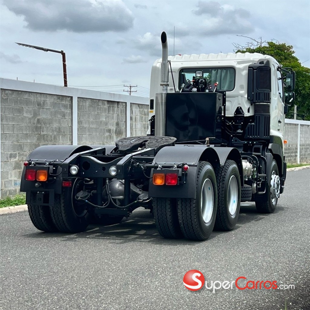 2024 Hino 700 — foto 10 / 12