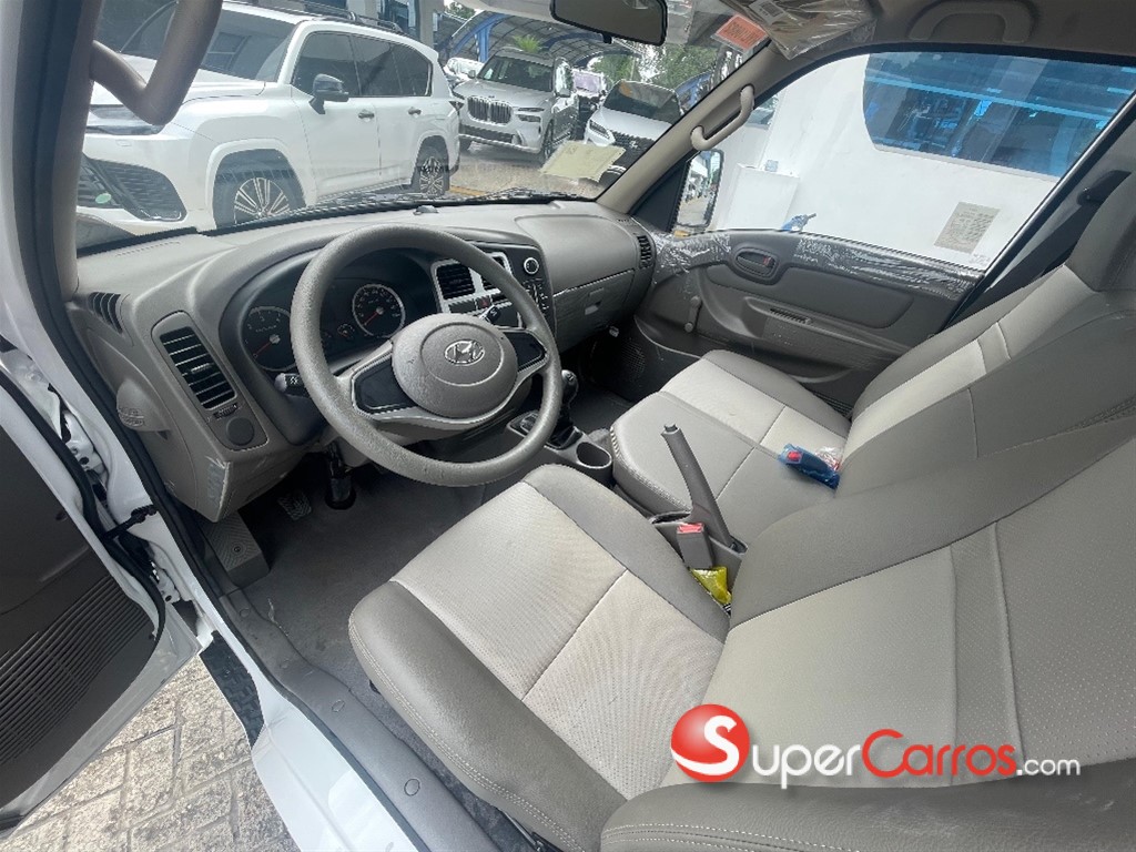 2025 Hyundai H-100 — foto 8 / 11