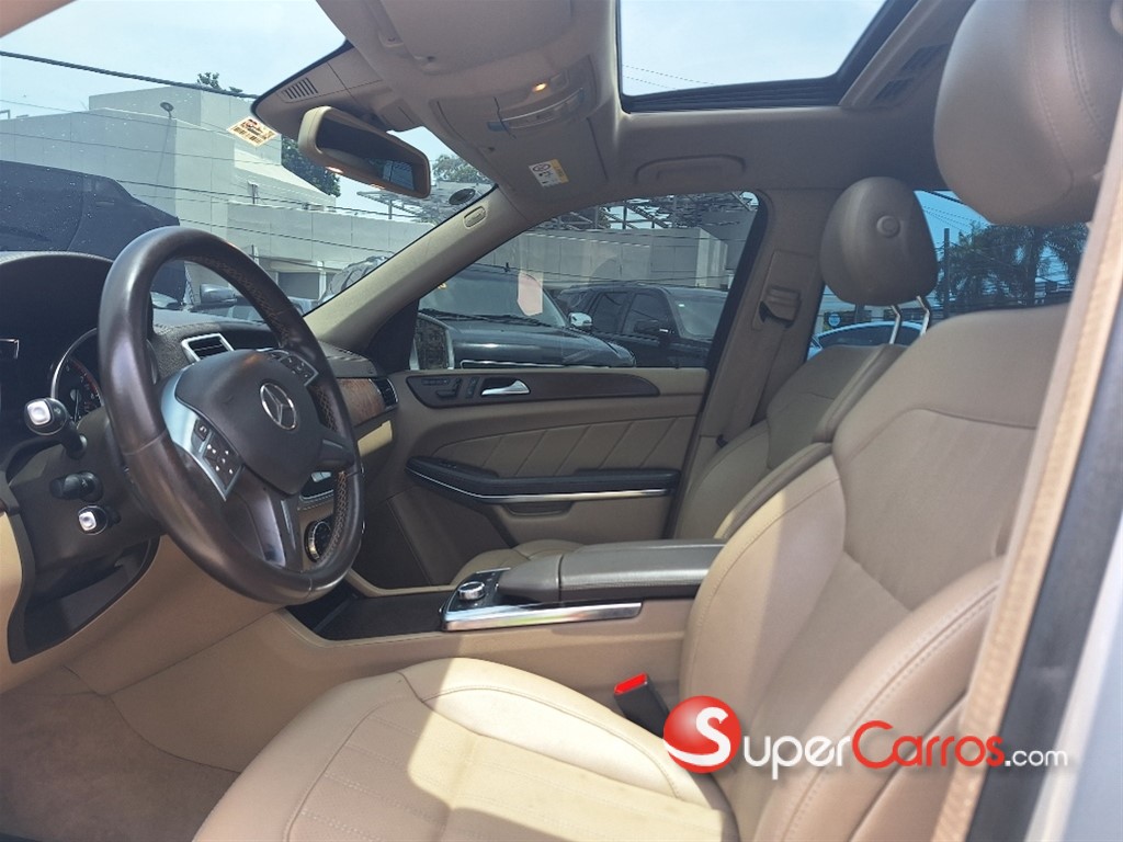 2014 Mercedes-Benz Clase GL 400 — foto 4 / 9