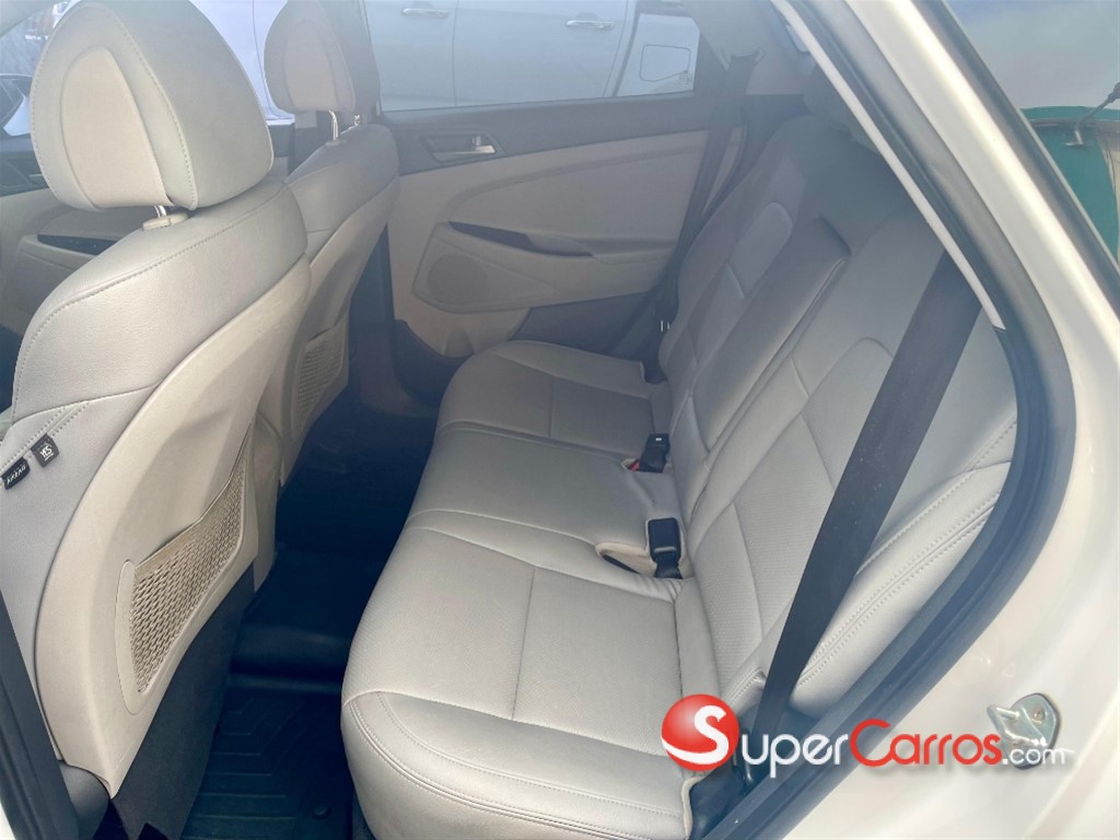 2018 Hyundai Tucson SE — foto 4 / 10