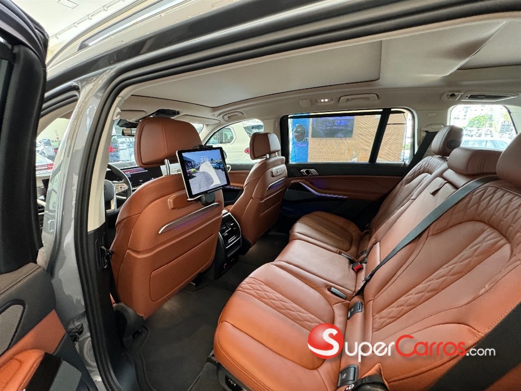 2024 BMW X X7 XDrive40i Pure Excellence — foto 8 / 11