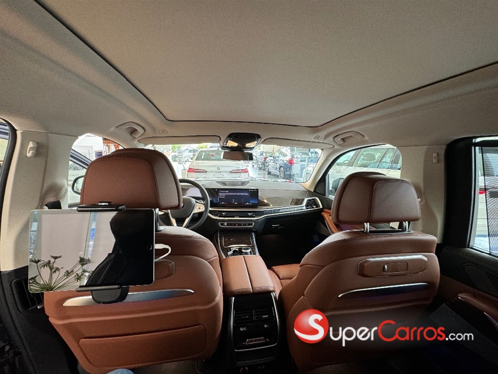 2024 BMW X X7 XDrive40i Pure Excellence — foto 10 / 11