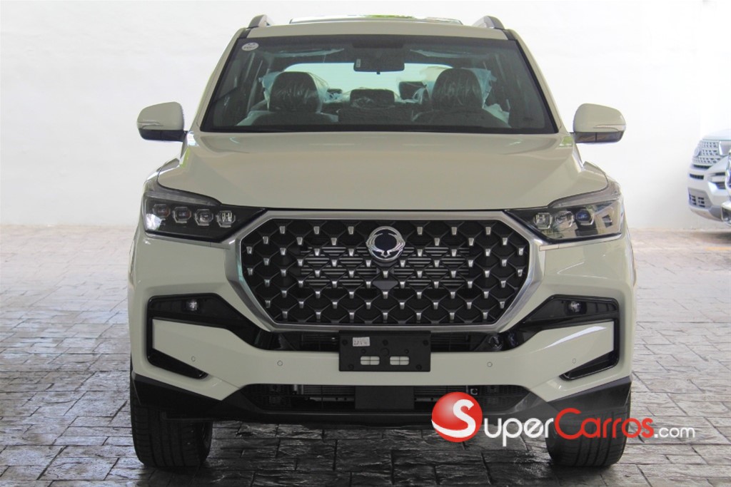 2026 KGM Rexton URBAN PLUS — foto 2 / 12