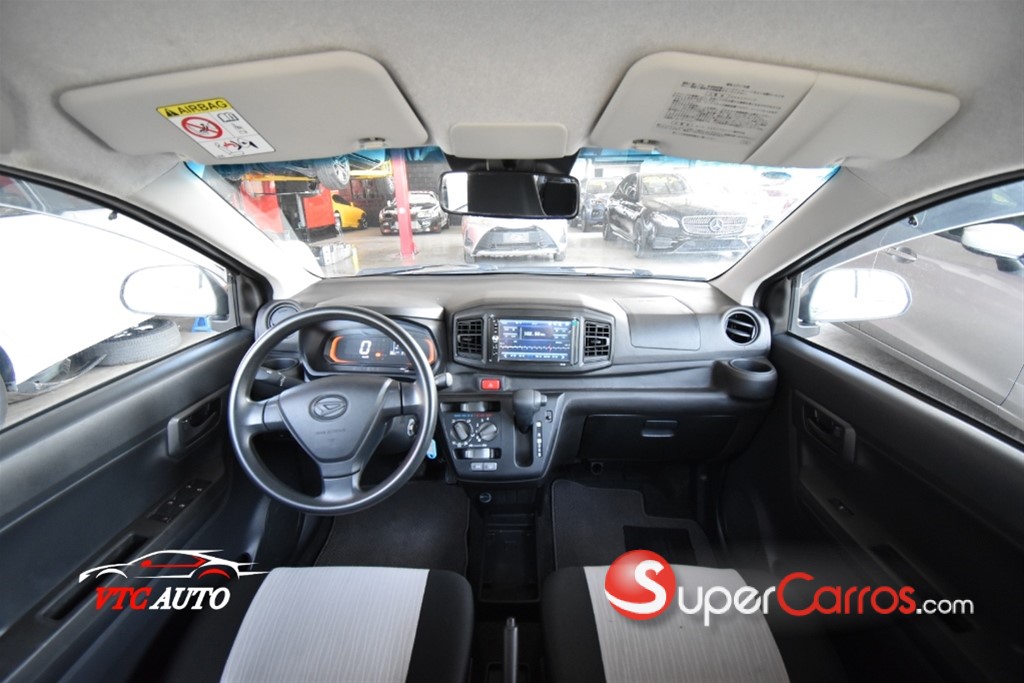 2017 Daihatsu Mira — foto 5 / 12