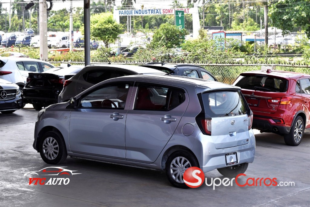 2017 Daihatsu Mira — foto 12 / 12