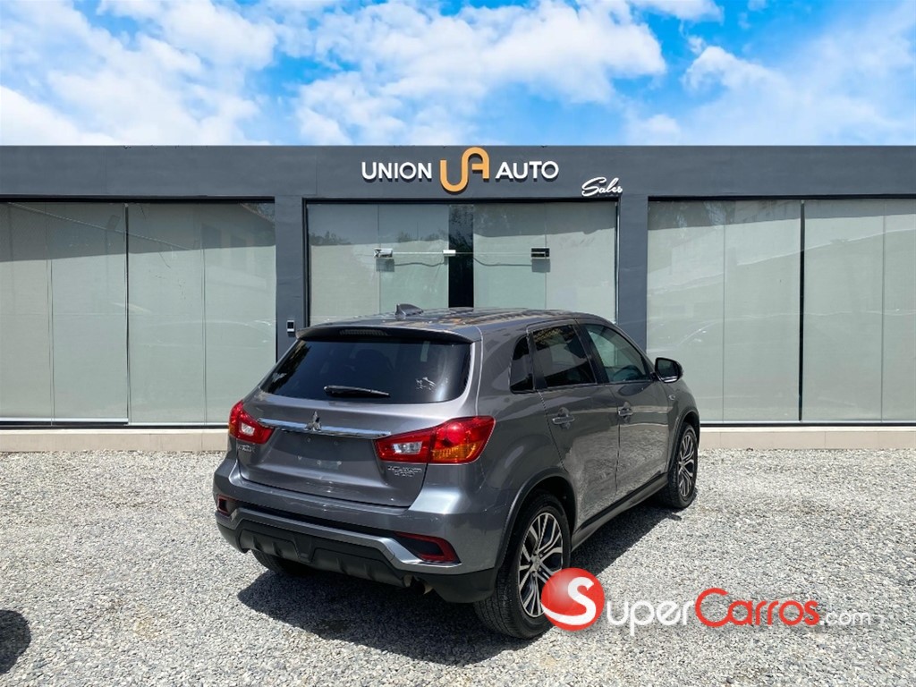 2019 Mitsubishi Motors Outlander Sport — foto 2 / 9