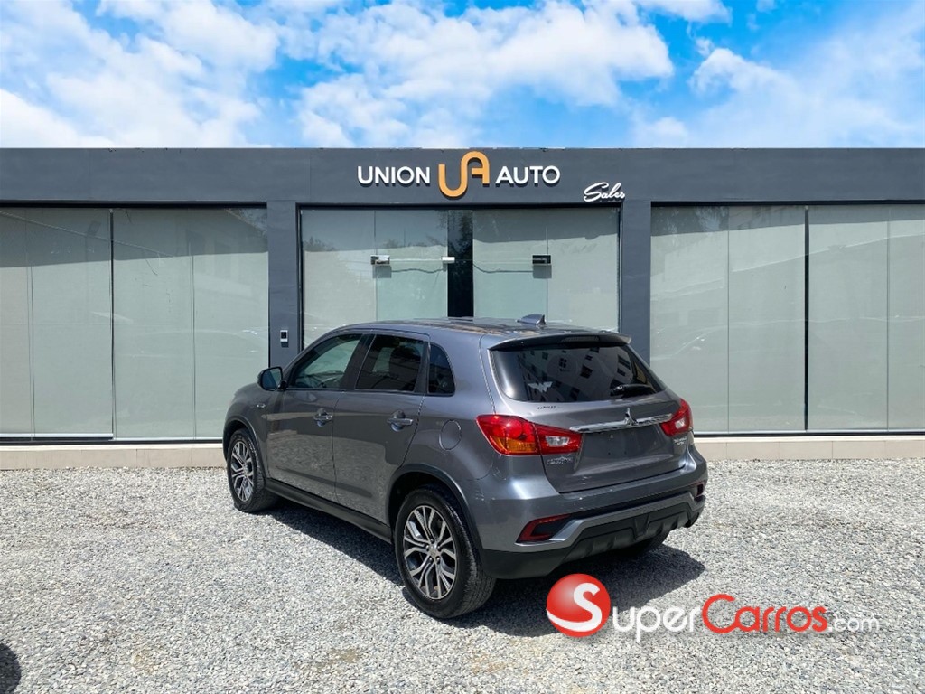 2019 Mitsubishi Motors Outlander Sport — foto 4 / 9